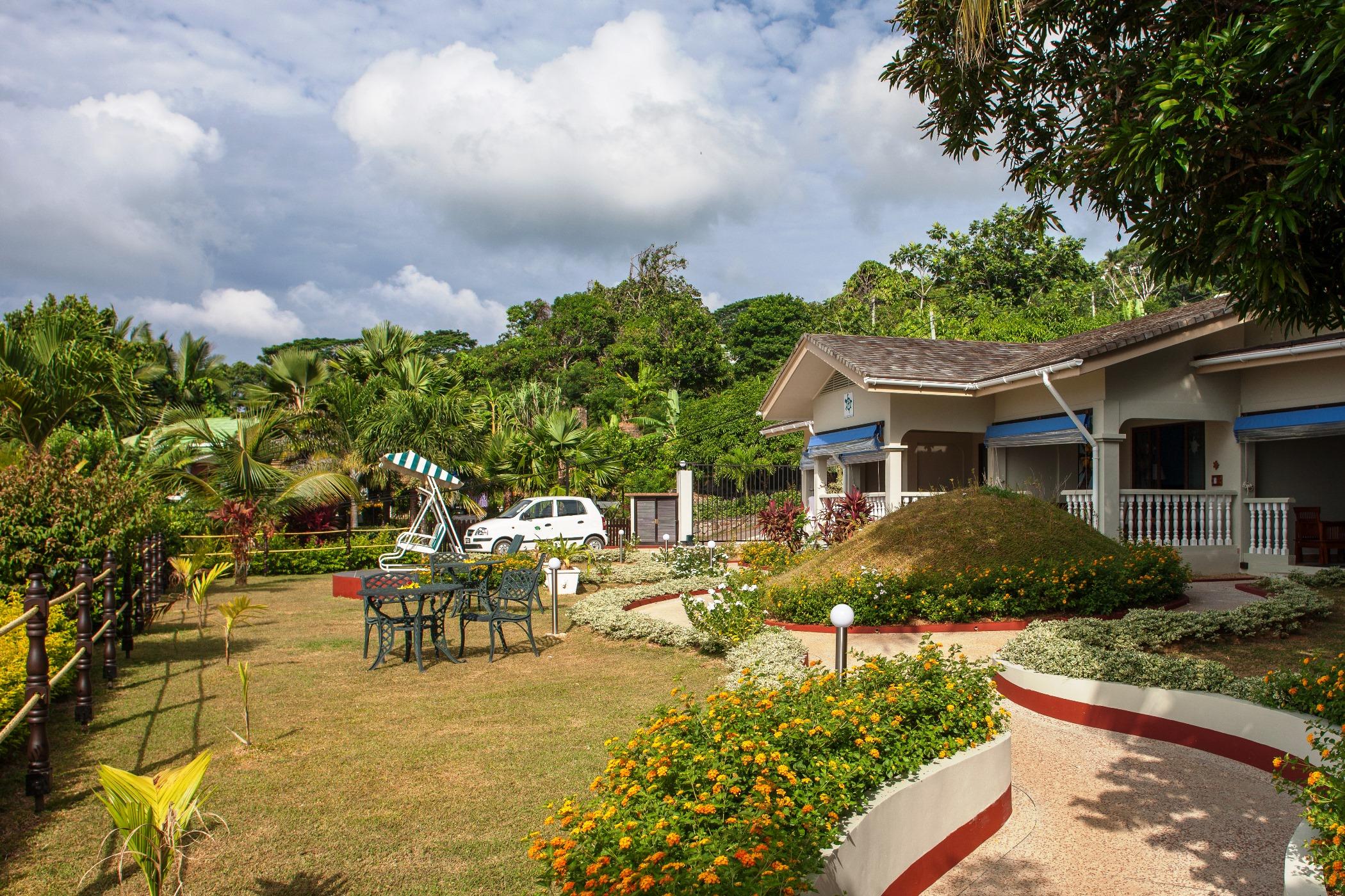 Le Relax Hotel And Restaurant Anse Royale Eksteriør bilde